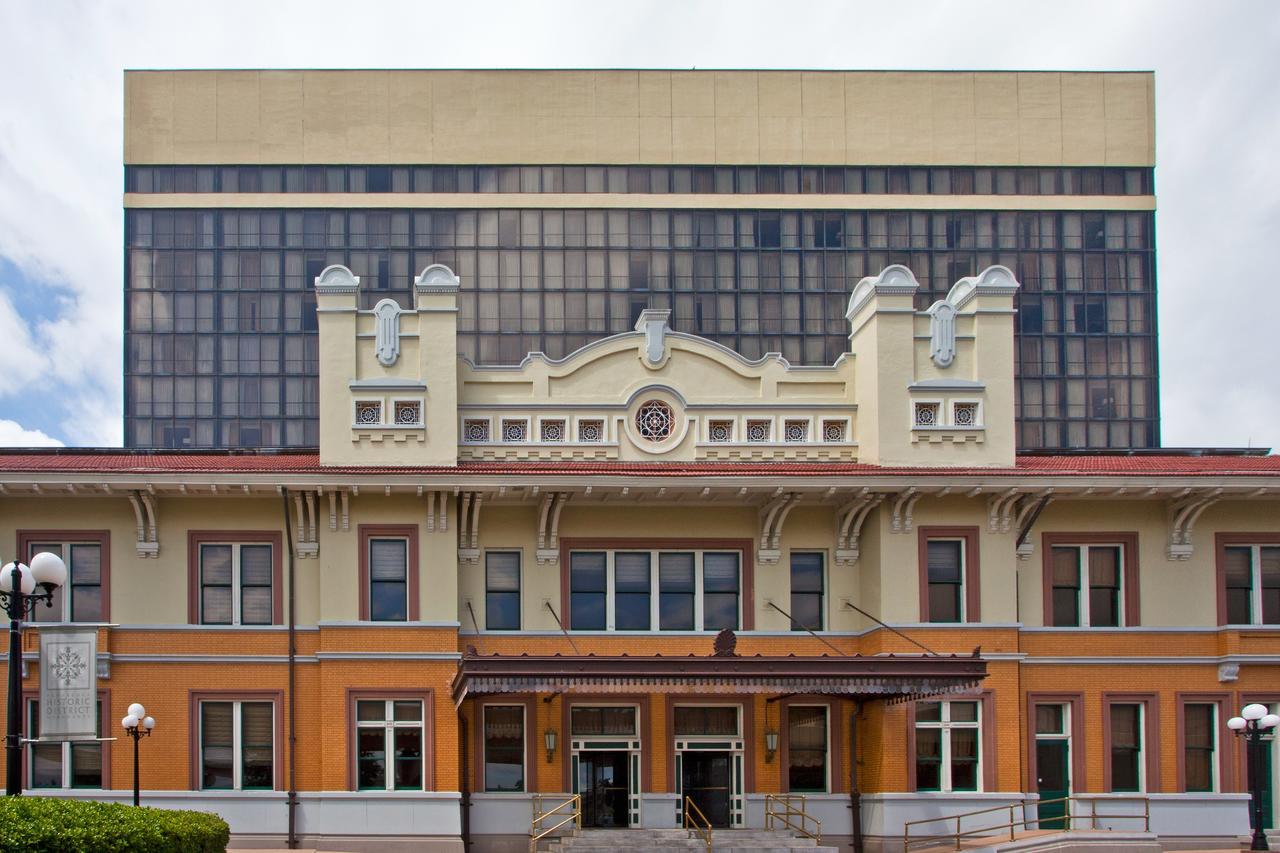 Pensacola Grand Hotel - Historic Downtown Exterior photo